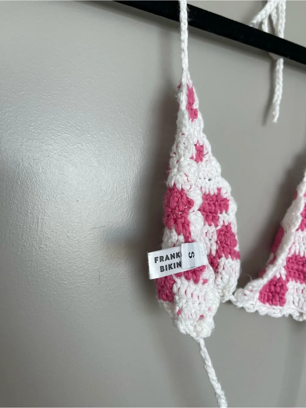 Frankies Bikinis delicate crochet